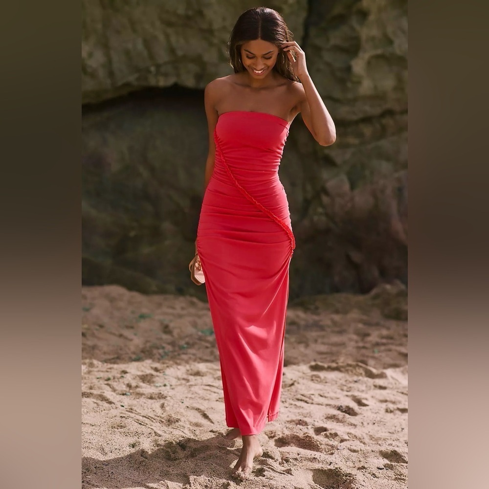 NWT Anthropologie Gabbie Strapless Ruched Tube Dress Celandine Red  - Large 🟥
